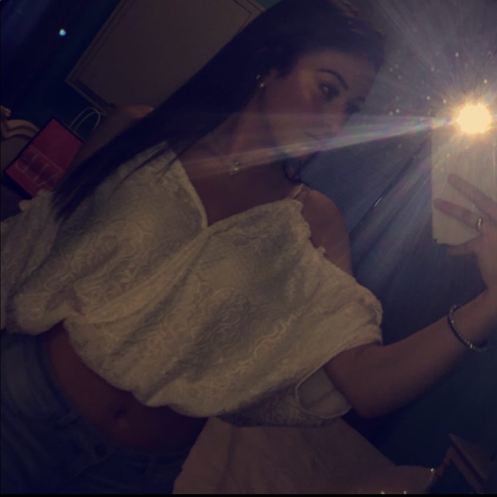 White Knitted Lace Cropped Shirt